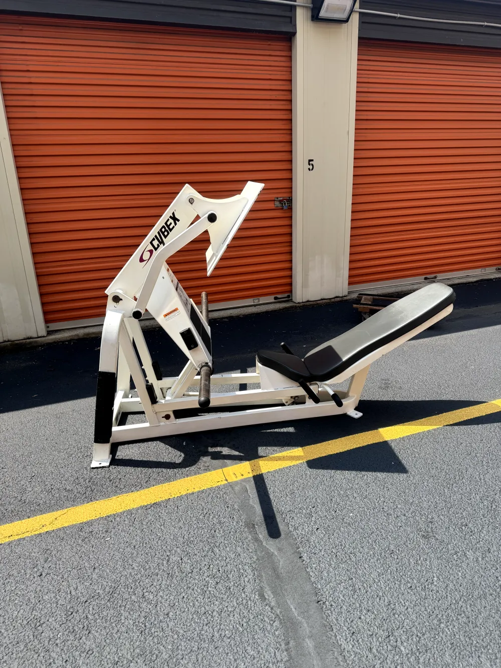 Cybex Squat Press | SRS Gym Solutions