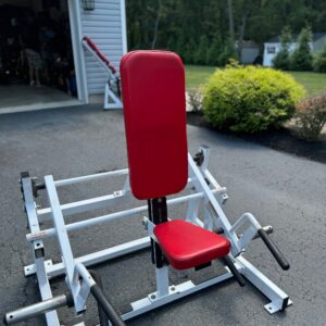 Hammer strength Seated Shoulder Shrug | SRS Gym Solutions