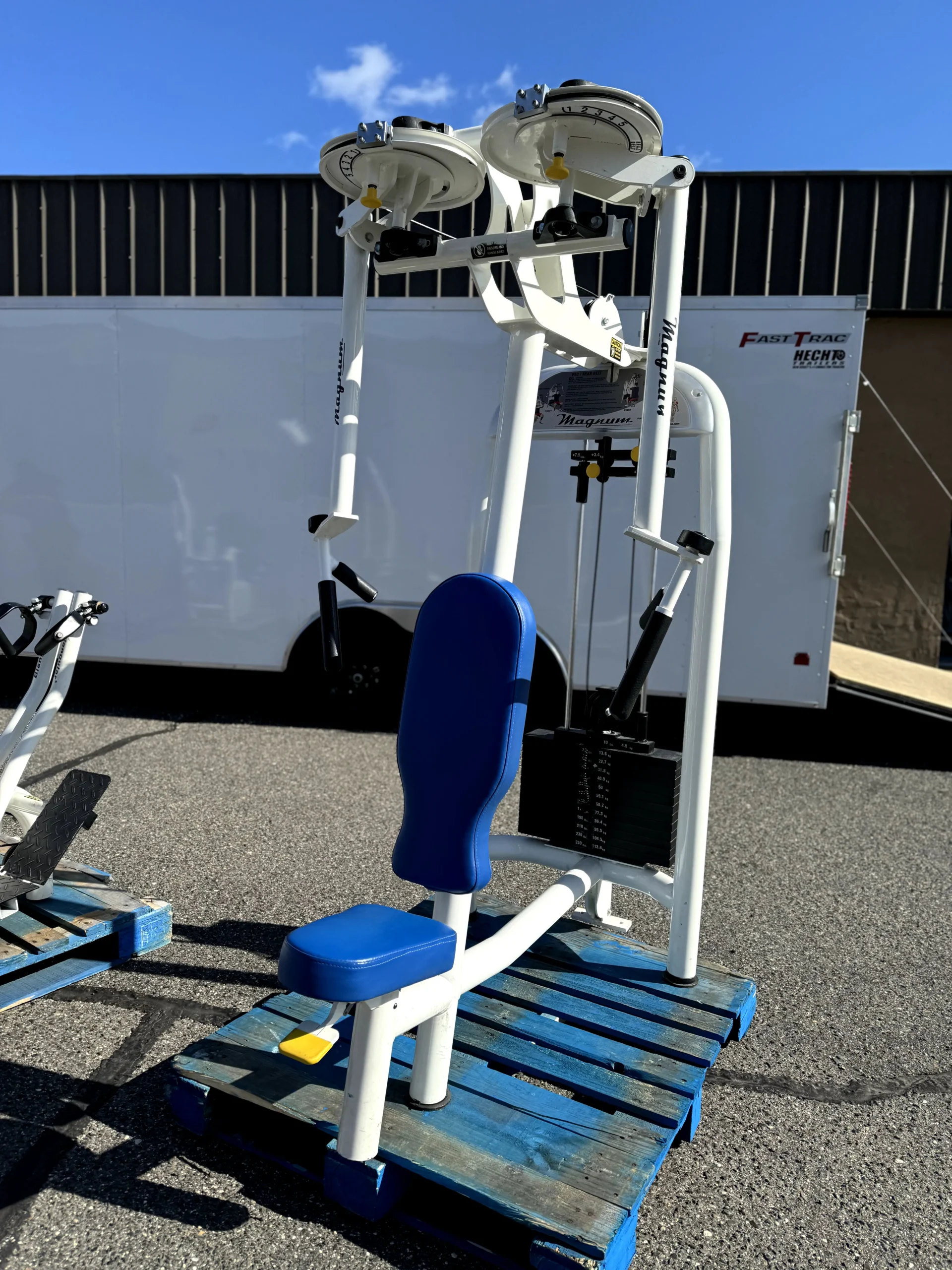 Magnum Pec Fly | SRS Gym Solutions