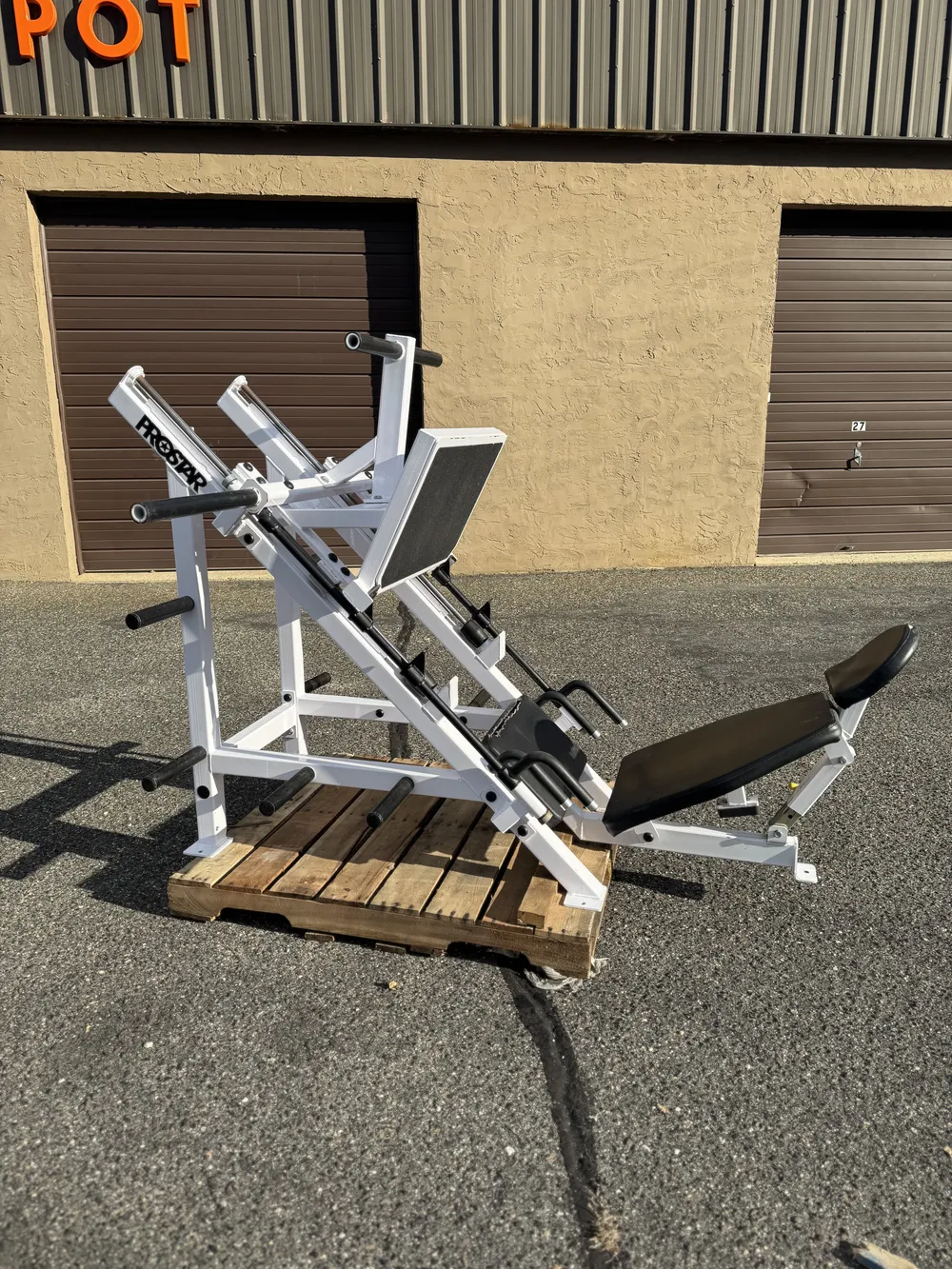 Pro Star Leg Press | SRS Gym Solutions