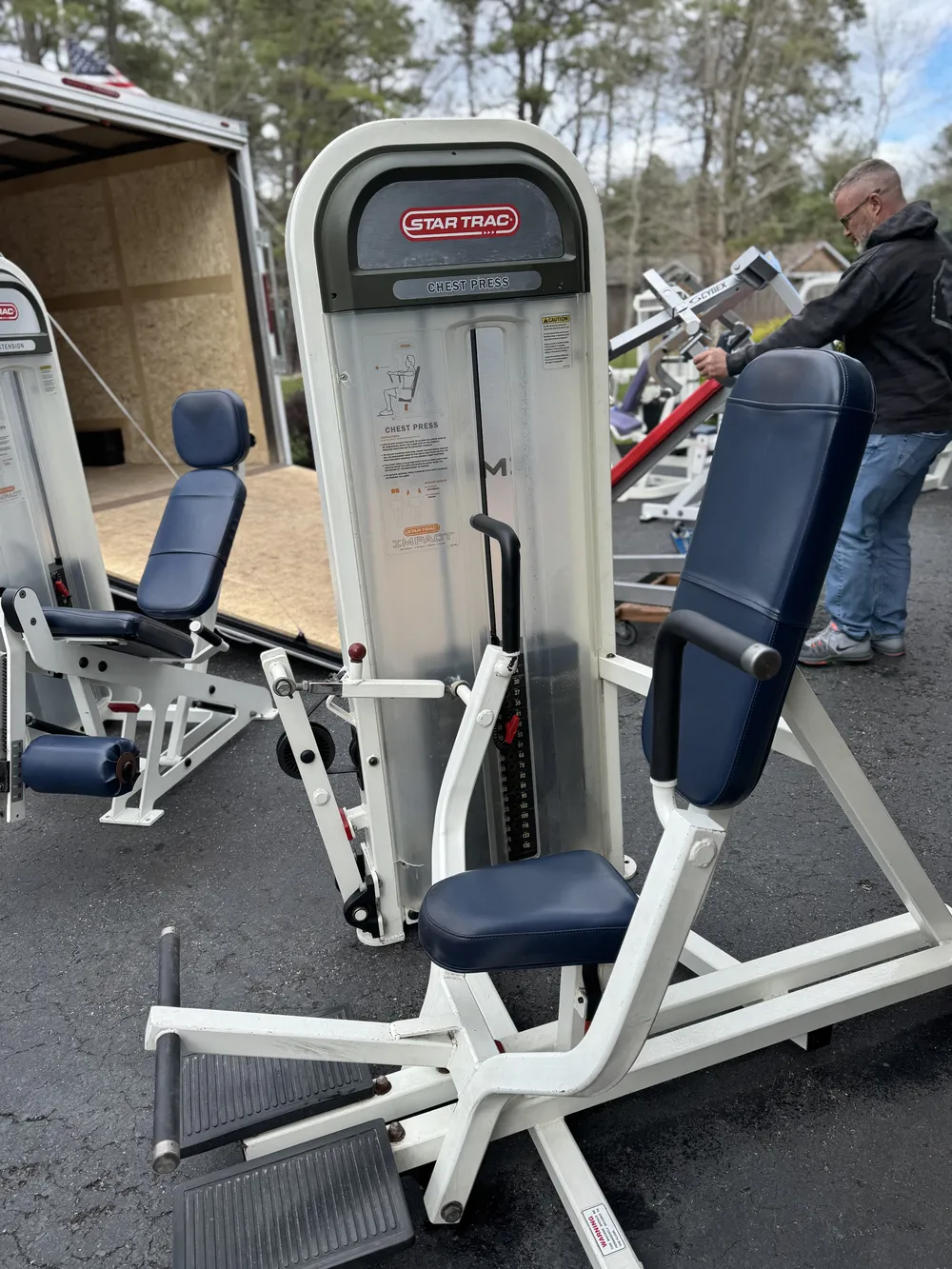 Star Trac Impact Vertical Chest Press | SRS Gym Solutions