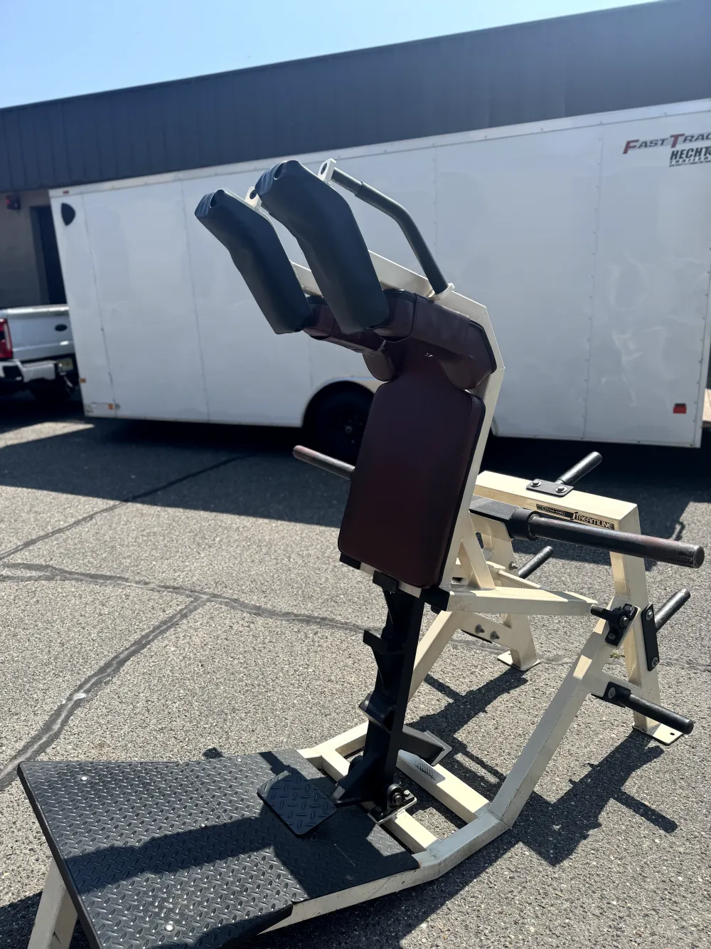 Streamline Power Squat | SRS Gym Solutions