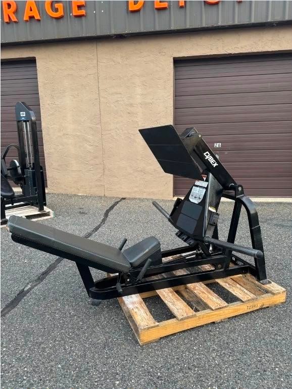 Cybex squat press - Image 4
