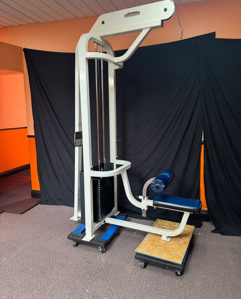 Life Fitness Pro1 Lat Pulldown